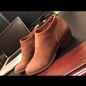 Lucky Brand Ankle booties